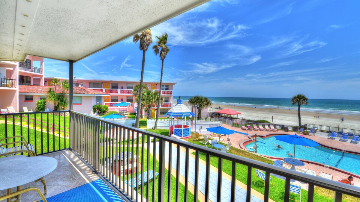 Cate Gray Villa | Awesome 3 Bedroom Oceanfront Luxury Apartment - Enhanced Cleaning