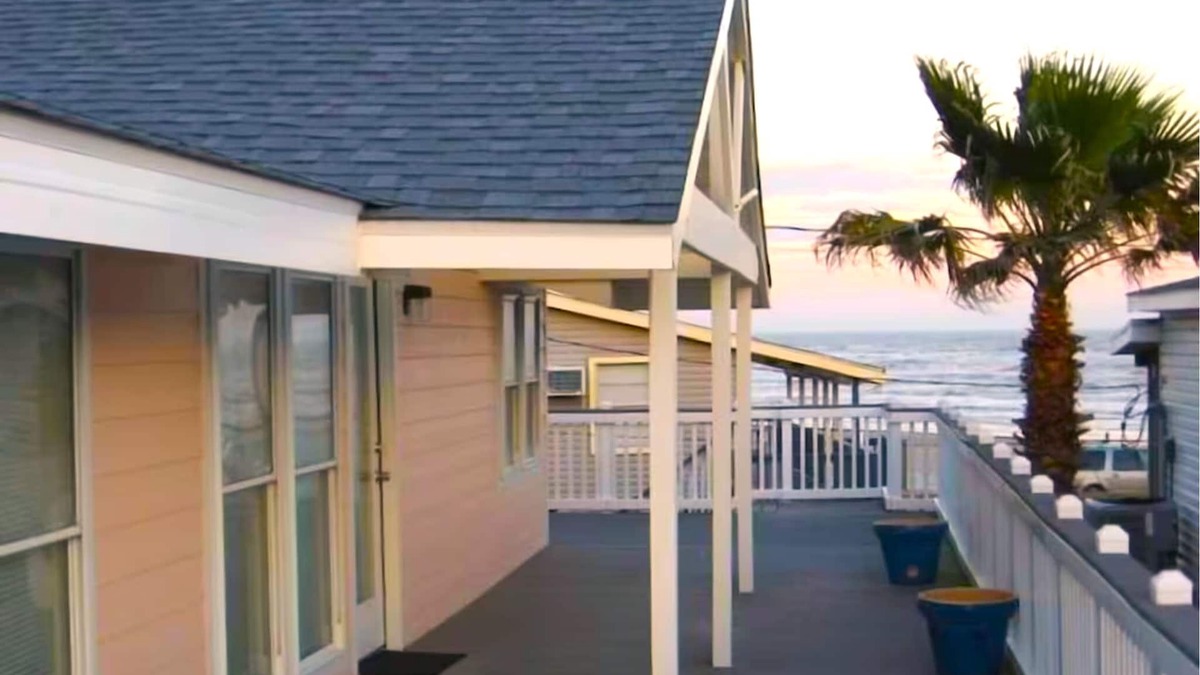 Galveston House | Awesome Beach Views on 3 Sides of Huge Deck