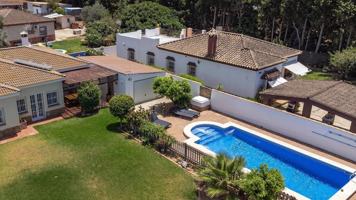 Los Franceses-la Vega House | Awesome home in Chiclana de la Fronter