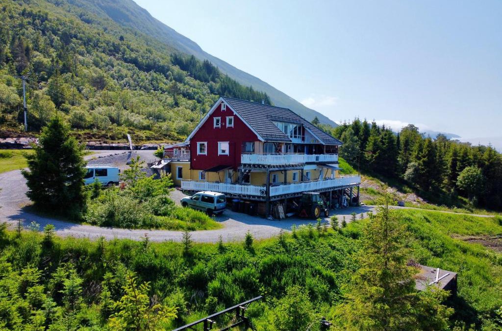 Midsund Municipality Apartment | Awesome Fishing, Boating and Nature Experience at Fiskesenter Birkeland