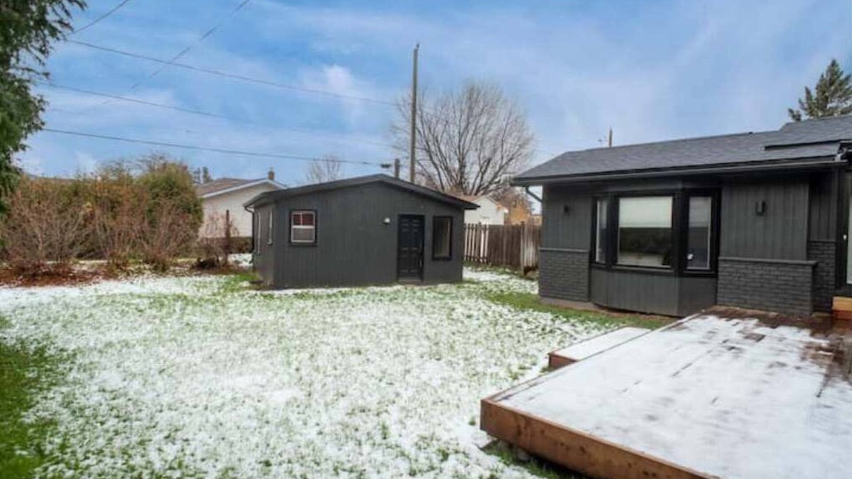 Thunder Bay House | Awesome Group Hosting ~ 6 Beds ~ Thunder Bay