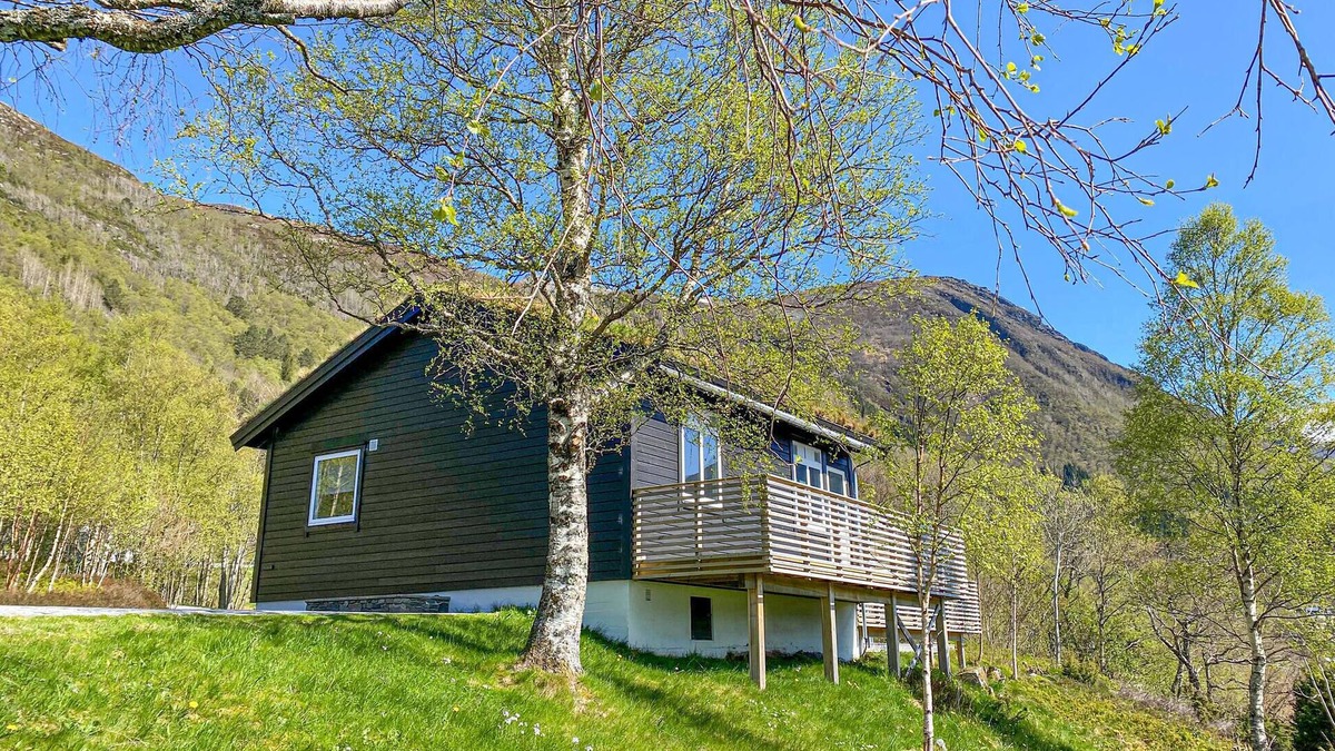 Ulstein Municipality House | Awesome home in ørsta