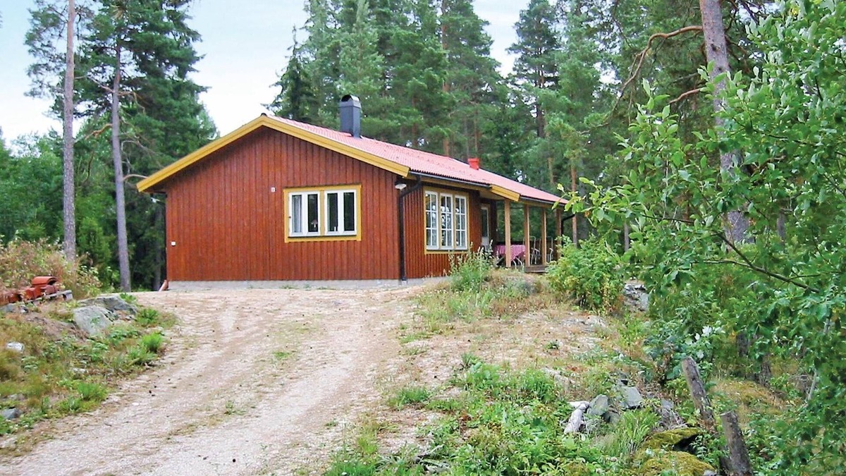 Saljebyn House | Awesome home in ånimskog with kitchen