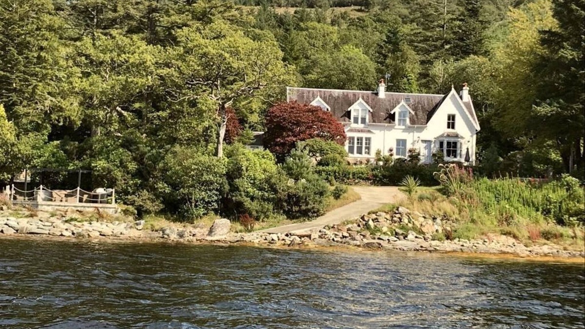 Cairndow House | Awesome Home in Awesome location