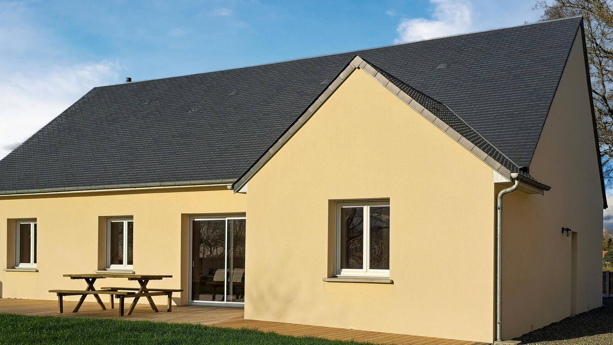 Bacilly House | Awesome home in Bacilly with WiFi