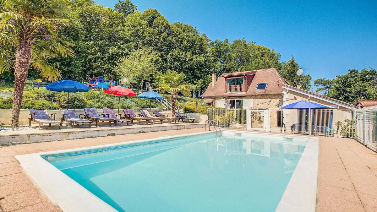 Blis-et-Born House | Awesome home in Blis et Born