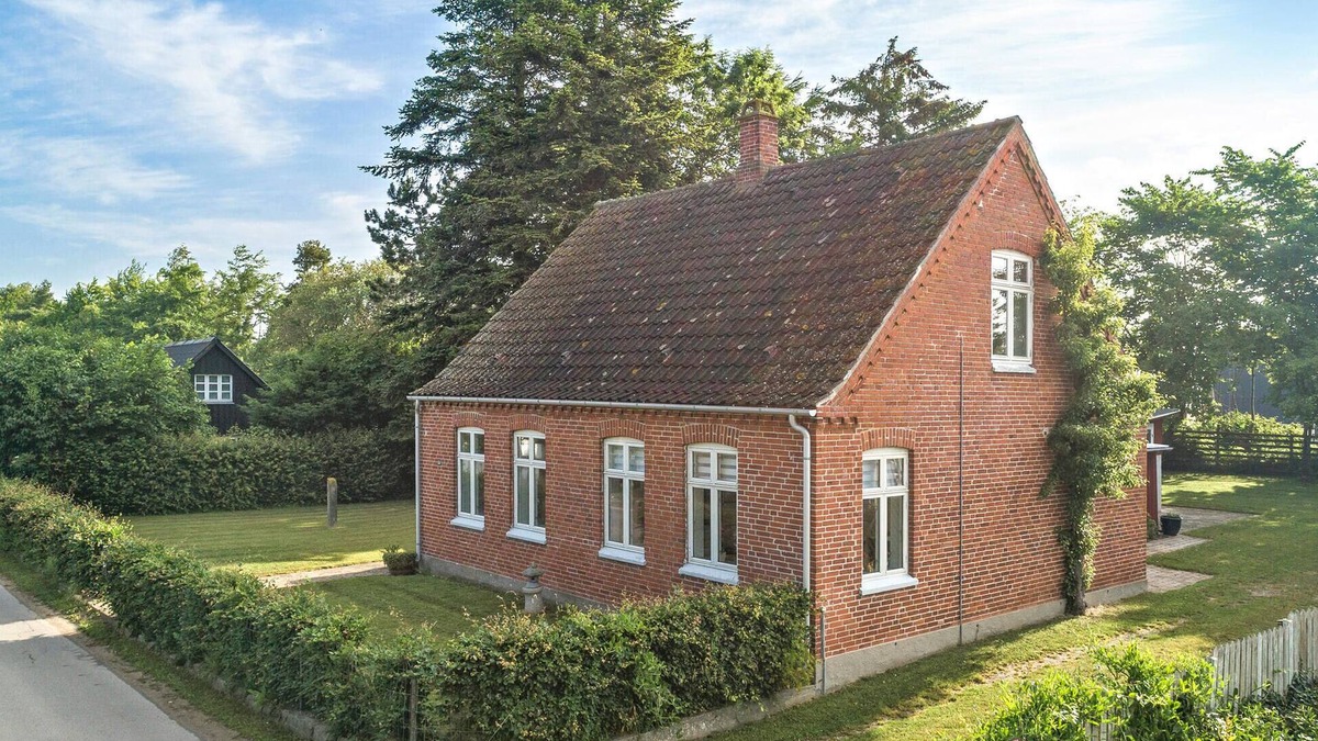 Bog By House | Awesome home in Bogø By with kitchen