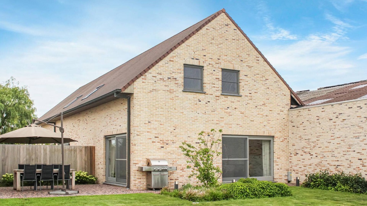Stuivekenskerke House | Awesome home in Diksmuide