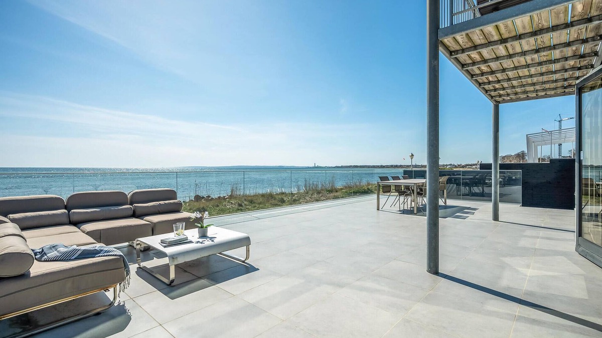 Lystrup House | Awesome home in Egå with kitchen
