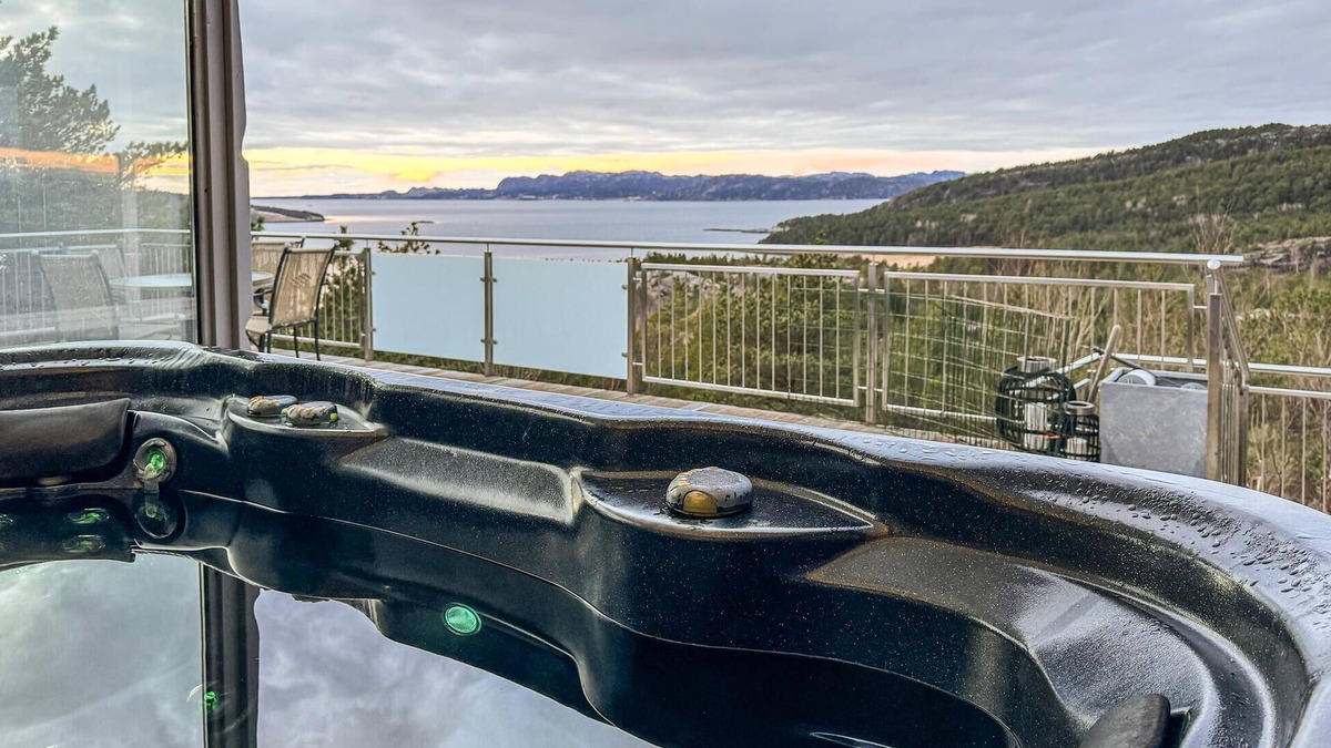 Rissa House | Awesome home in Fevåg with WiFi