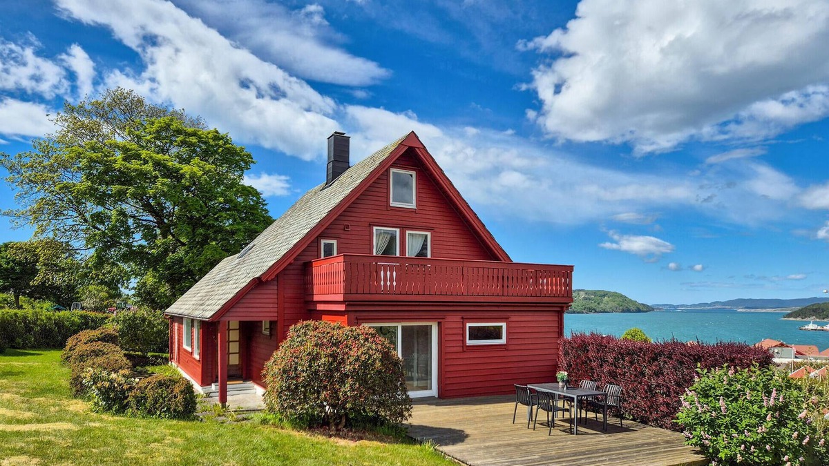 Fitjar House | Awesome home in Fitjar with WiFi