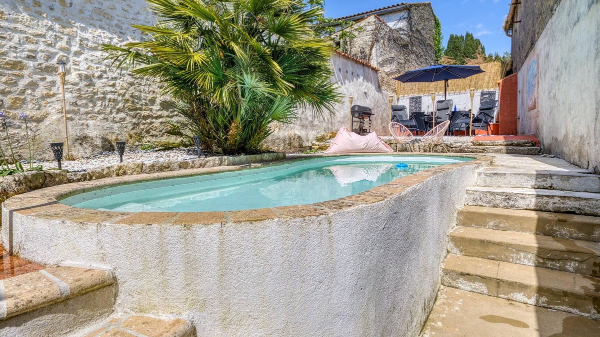 Tonnay-Boutonne House | Awesome home in Tonnay-Boutonne