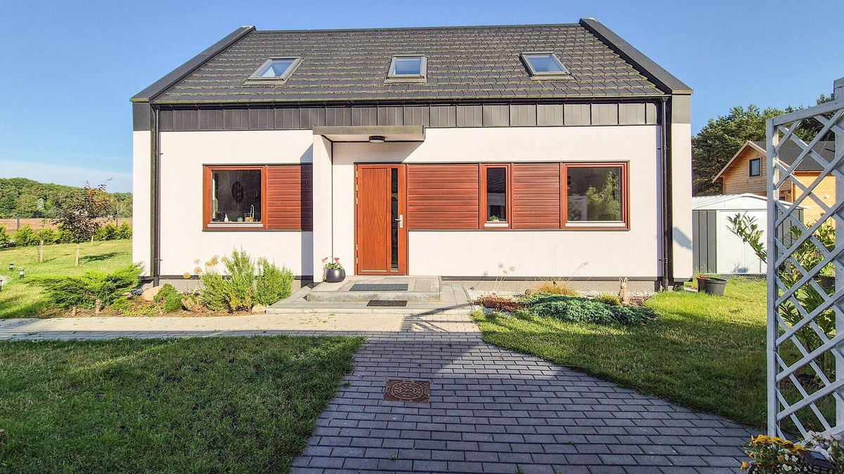 Miroszewo House | Awesome home in Nowe Warpno with WiFi