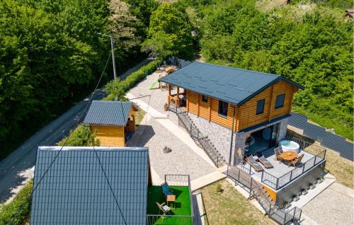 Petrinja House | Awesome Home In Petrinja With Sauna