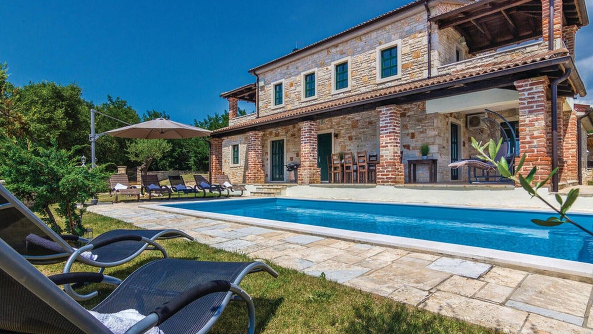 Mofardini House | Awesome home in Radetici