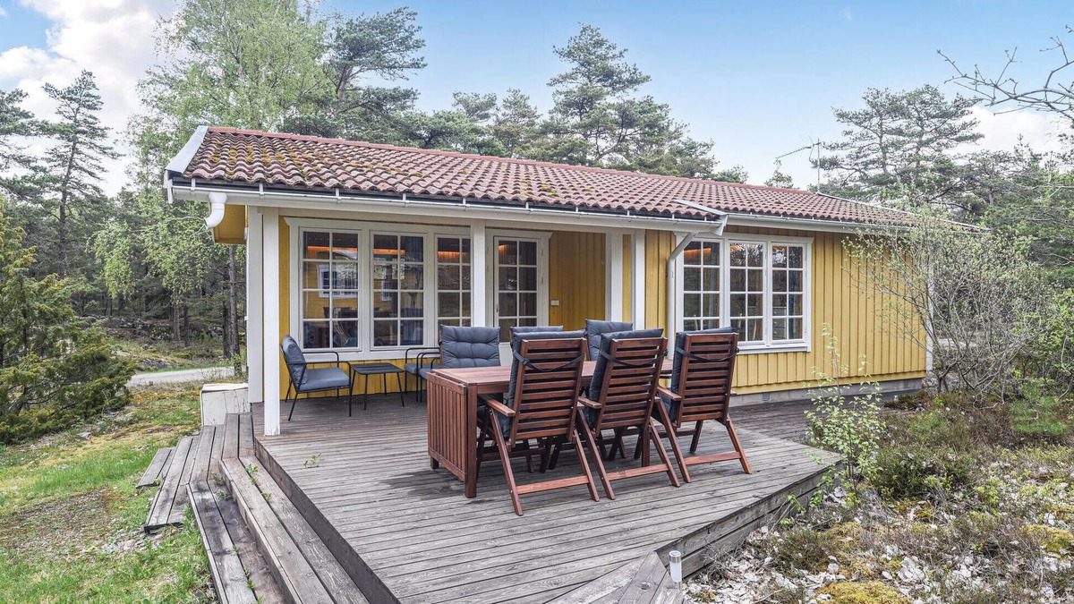 Stromstad House | Awesome home in Strömstad with kitchen