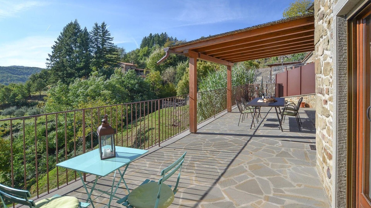 Talla House | Awesome home in Talla with WiFi