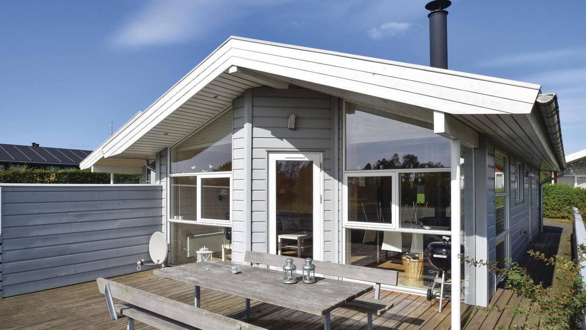 Dageløkke House | Awesome home in Tranekær with lake view