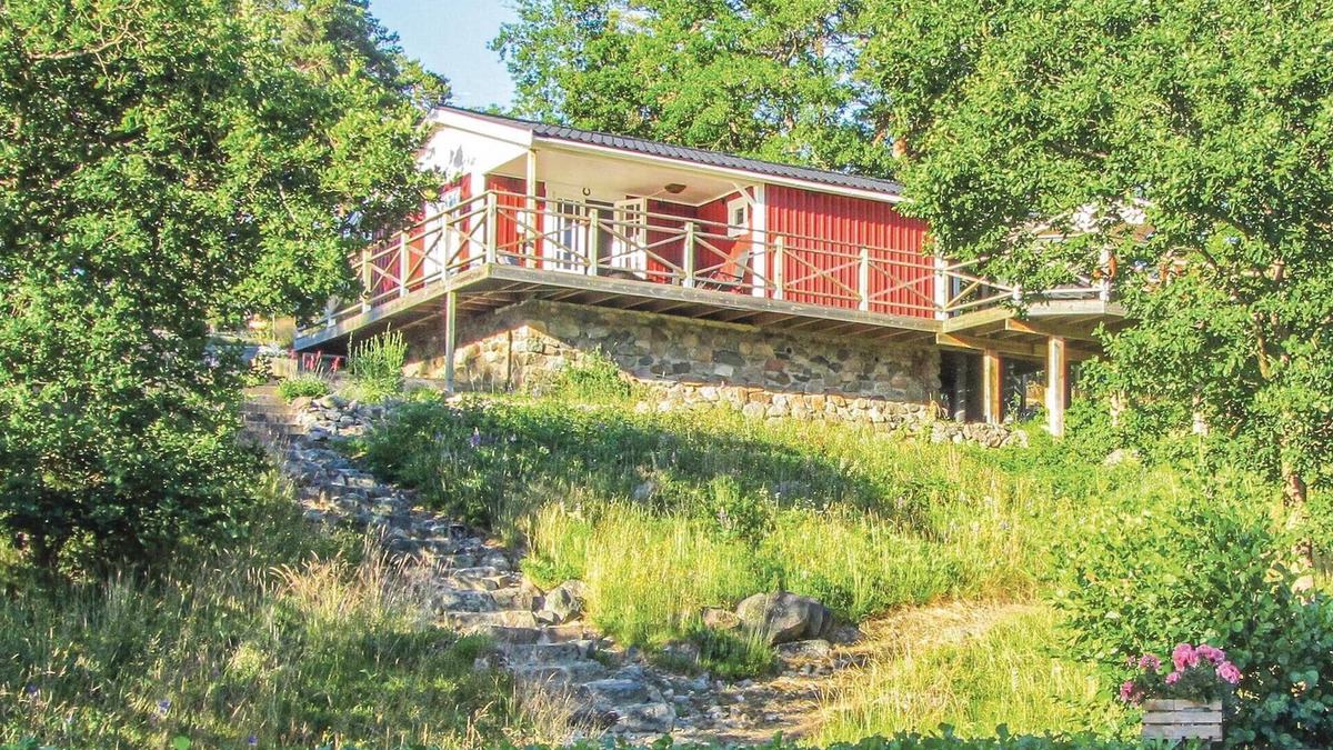 Vastervik House | Awesome home in Västervik with WiFi