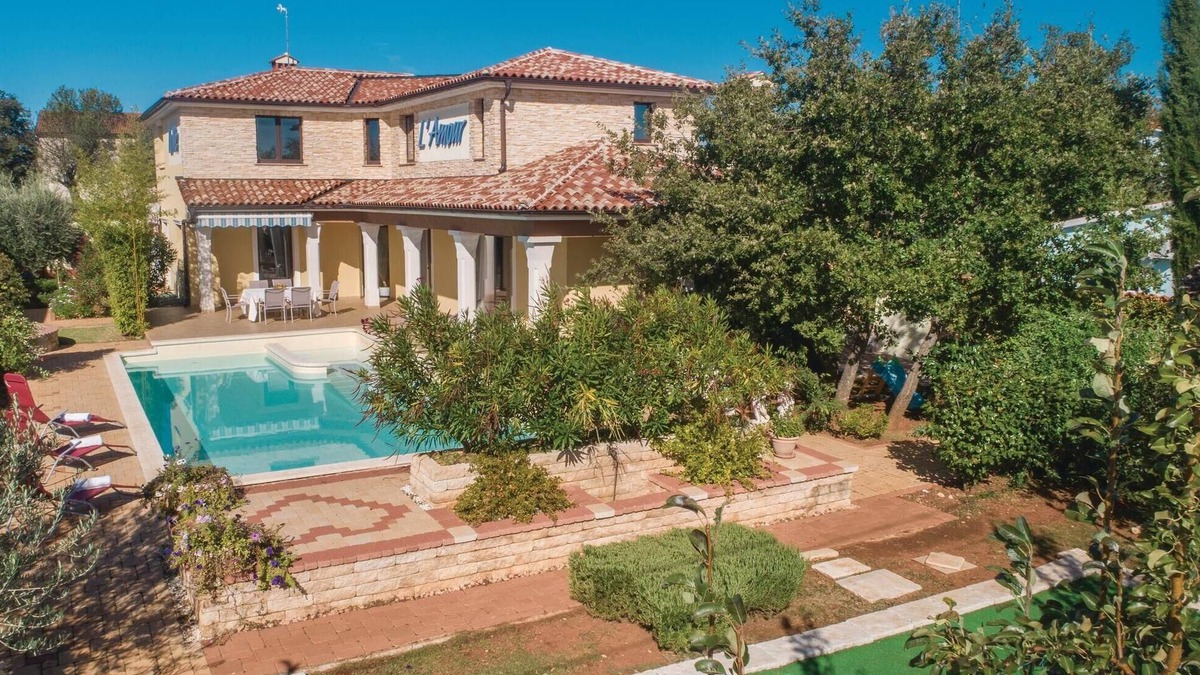 Orbanici House | Awesome home in Vodnjan with WiFi