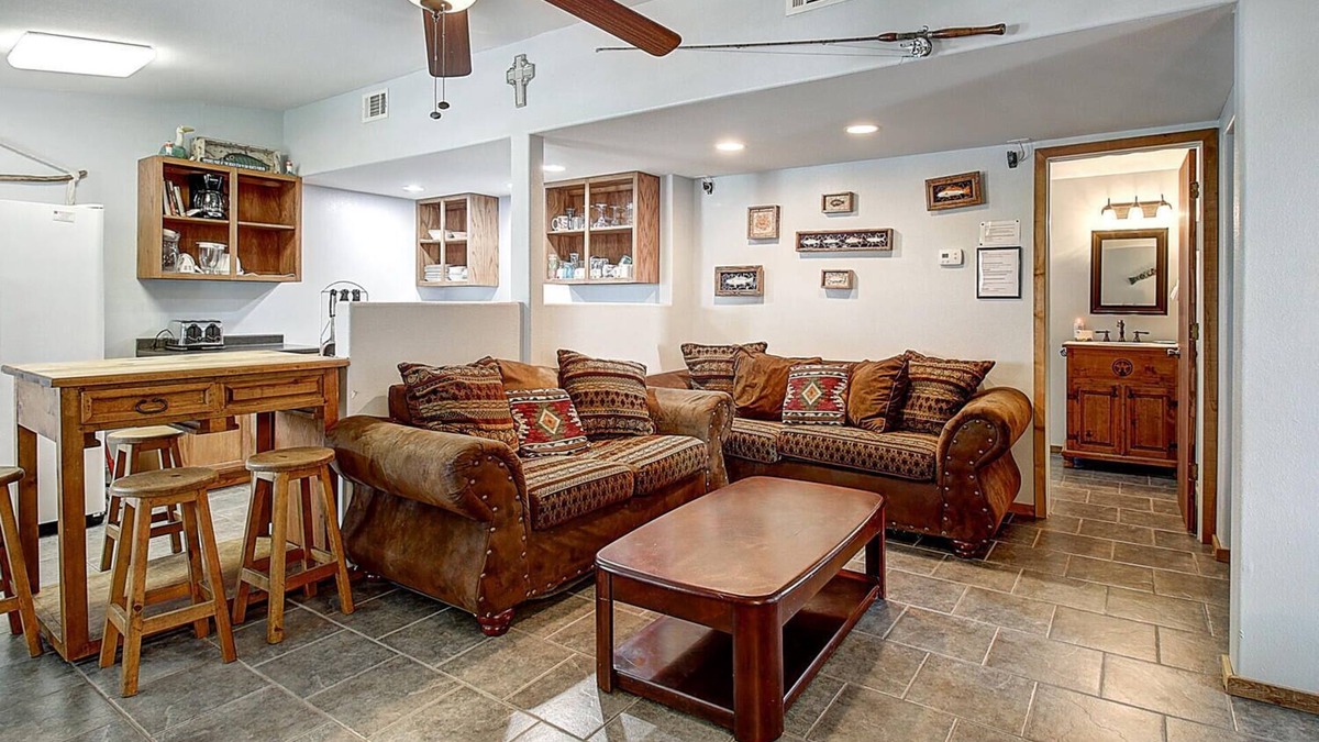 Leeward Sands House | Awesome home right next to the city pool with plenty of boat parking.