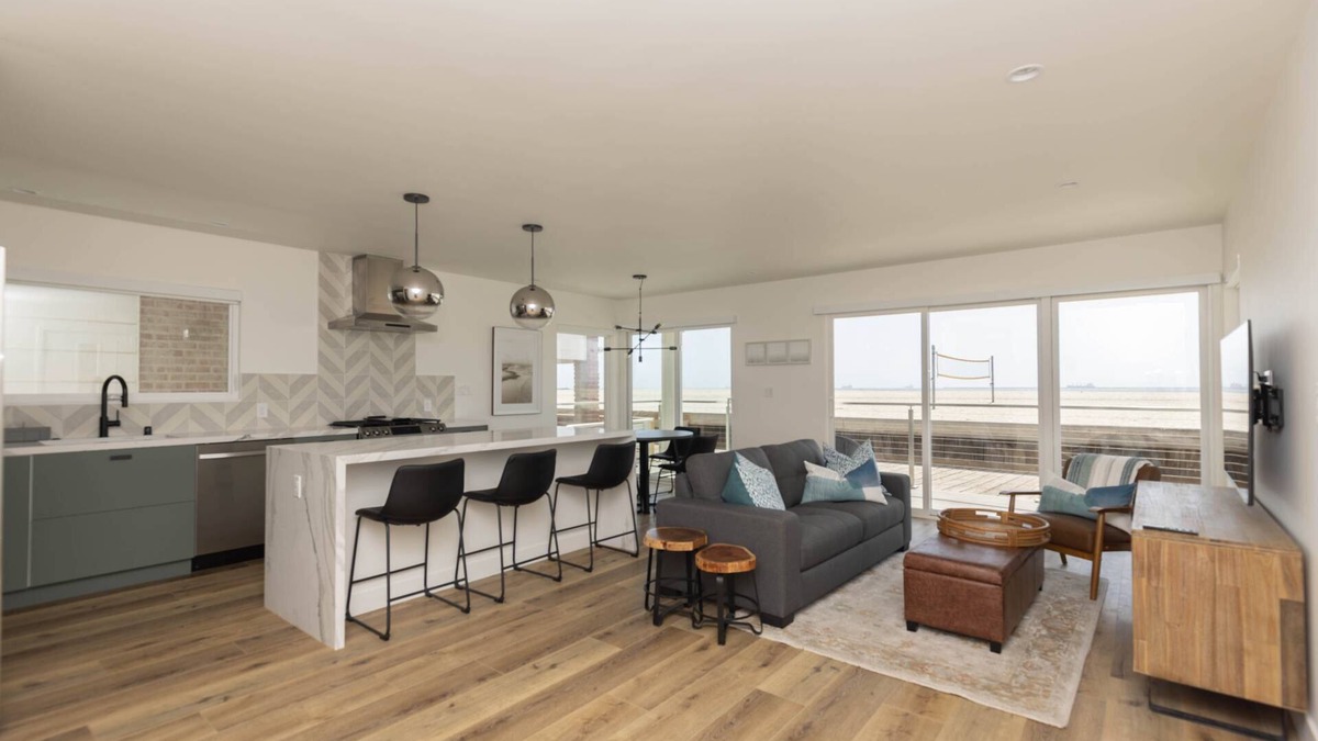 Peninsula House | Awesome Oceanfront Retreat with Expansive Ocean Views w/Parking Long Beach Peninsula/Belmont