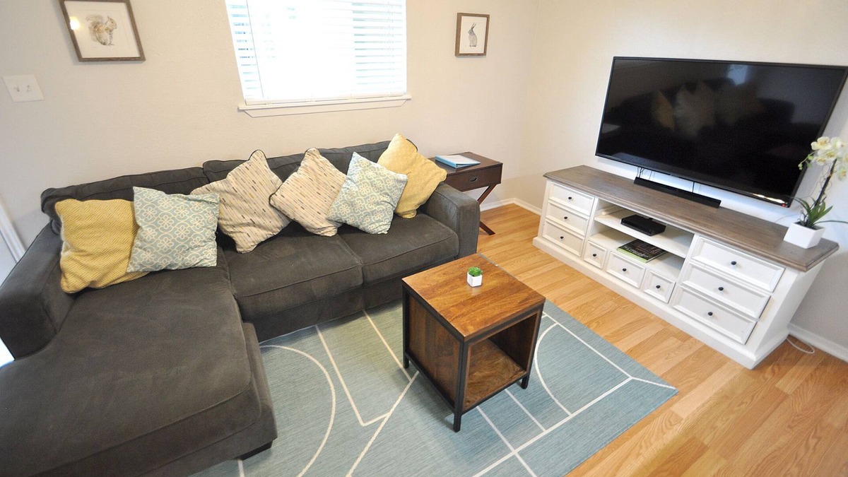 South Lamar Condo | Awesome SoLa Central Austin Condo