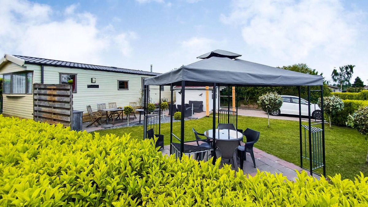 Vollenhove House | Awesome (sta)caravan in Vollenhove