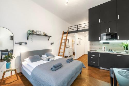 Zizkov Apartment | Awesome Stay Studios