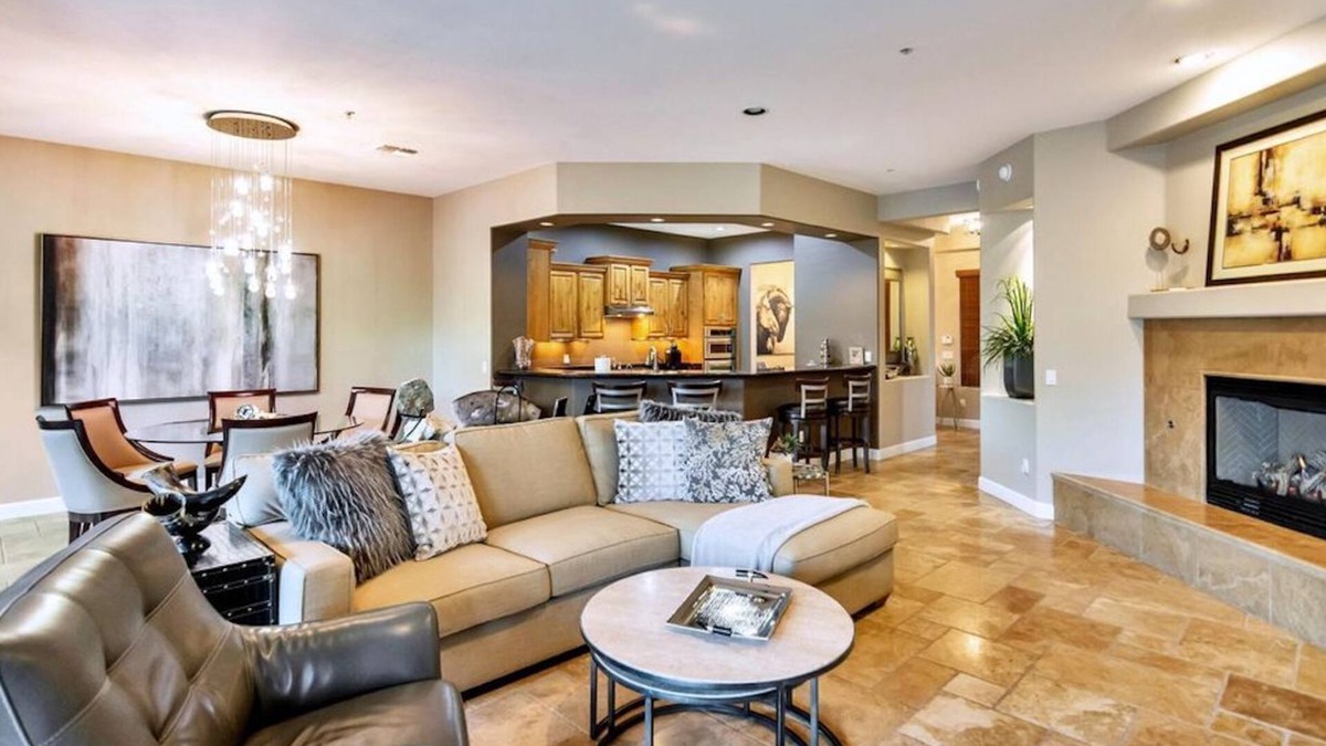 North Scottsdale Condo | Awesome TROON North 3/3 Pinnacle Peak Condo. Across from the Four Seasons Resort