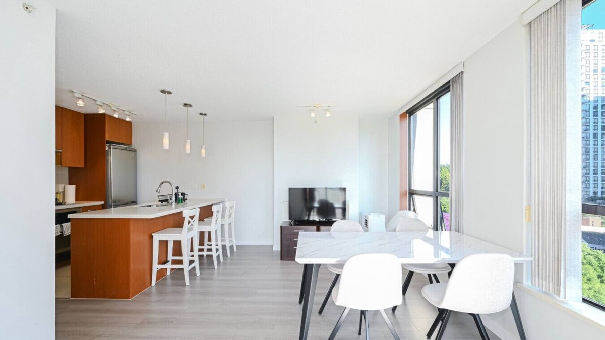 Coquitlam Apartment | Axis Peak: Entire Private Guest Suite