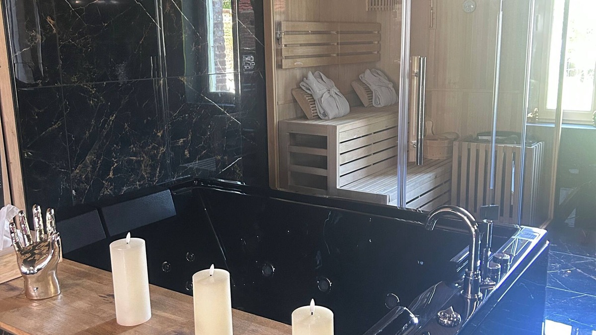 Bellicourt Apartment | Axis St Quentin Cambrai, full private accommodation, sauna, spa, breakfast included
