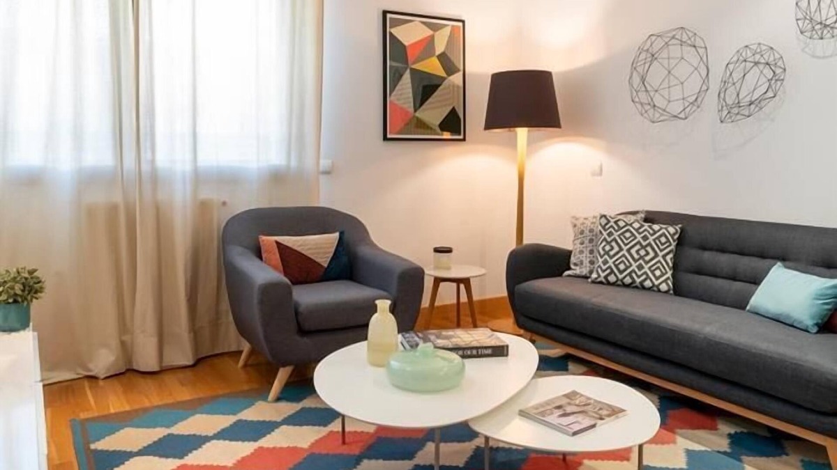 Goya Apartment | Ayala Apartment with parking