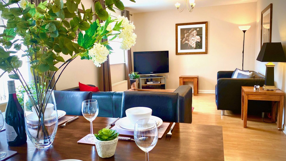 Hartwell House | Aylesbury Contractor and Staycation House