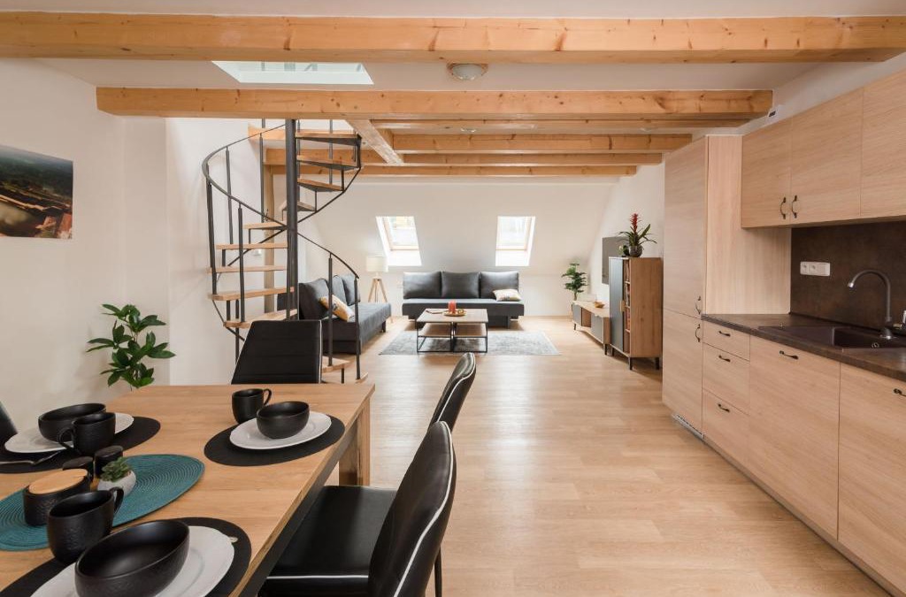 Semily Apartment | Ayni apartman