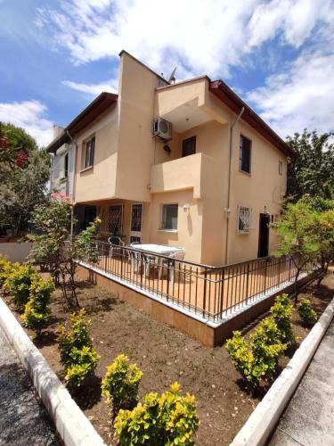 Sarimsakli Apartment | Ayvalık Sarımsaklı Dubleks Villa