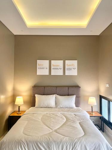 Beji Villa | AZ Villa Batu M14 - Fullhouse 3 Bedroom