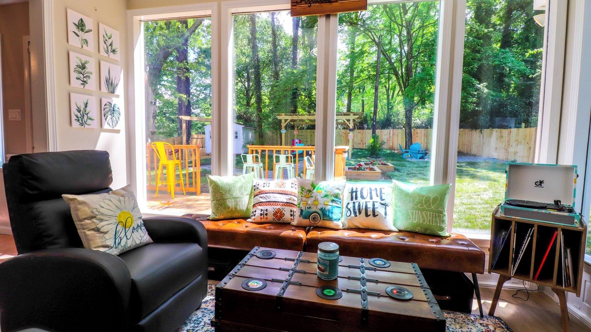 Greensboro House | Azaleas Cottage: Pet-Friendly, Close to Coliseum, UNCG, Downtown