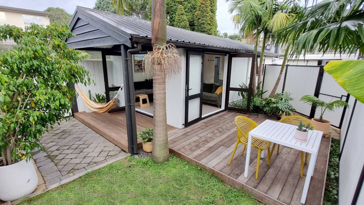 Welcome Bay Apartment | Azores Harbourside Studio; self contained unit