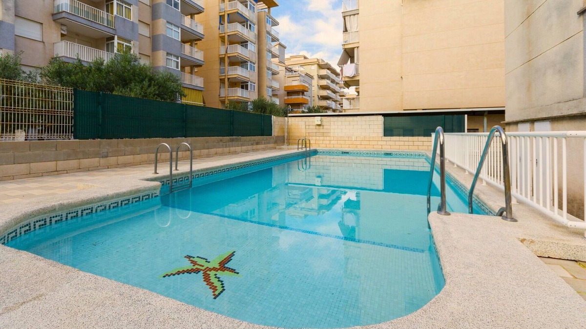 Daimuz House | AZUL - Cosy flat with shared swimming pool and free wifi