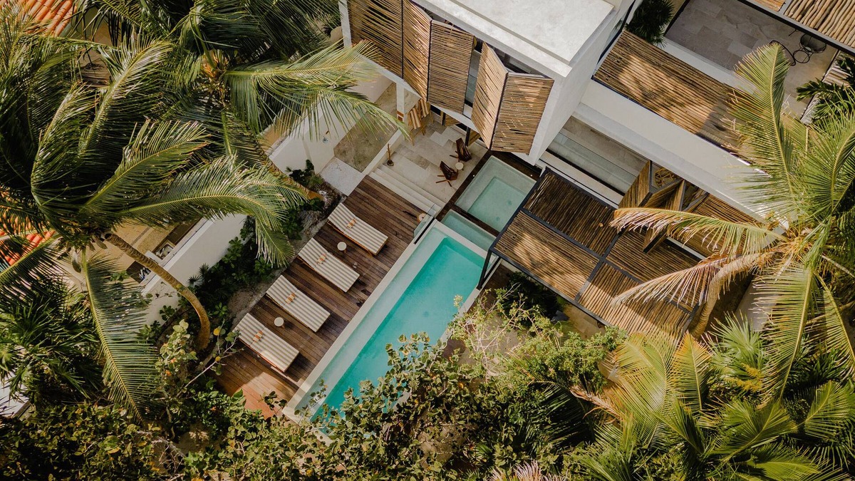 Zona Hotelera Villa | Azumaya Beach House Tulum – Beachfront, Chef Included