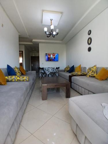 Ahriq Apartment | Azure Luxe Retreat