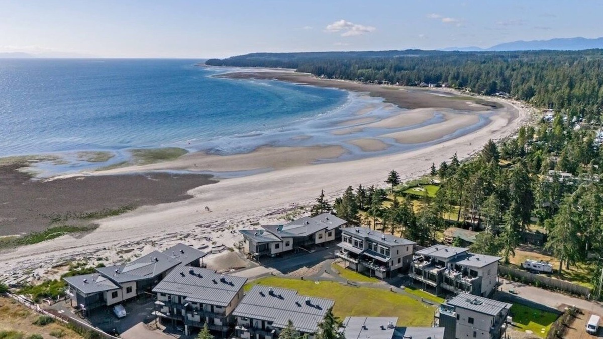 Black Creek House | Azure Shores at The Beach House