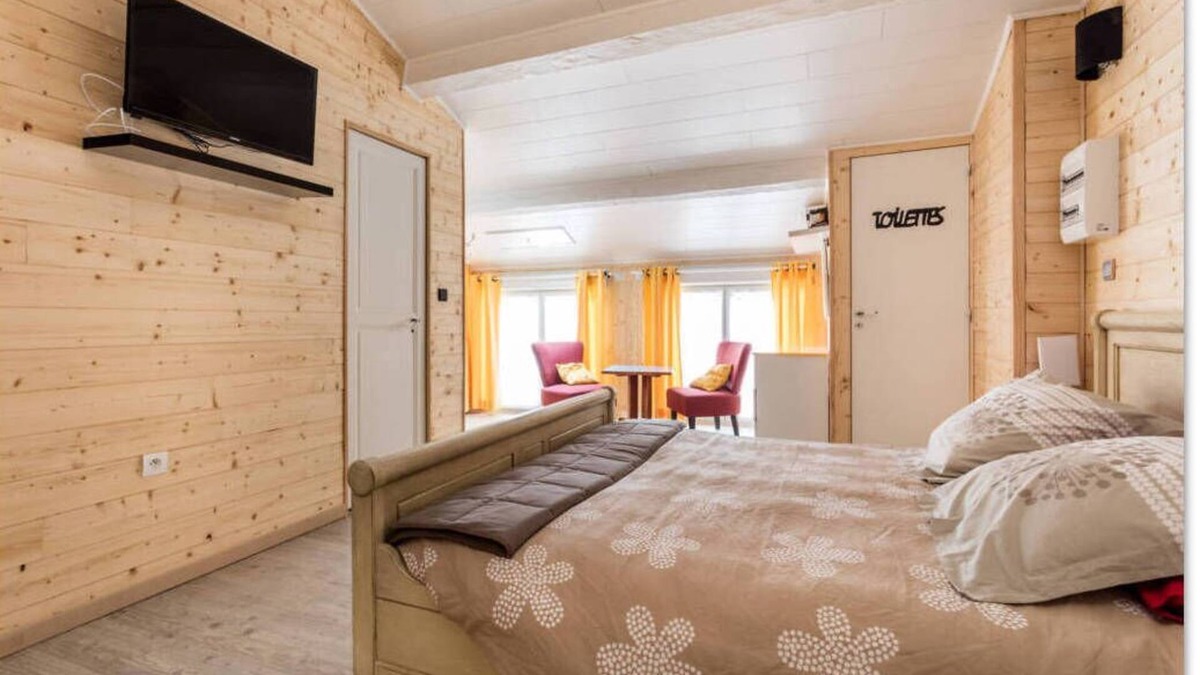 Beziers City Centre Apartment | Béziers - 110 m² duplex ❤ City center - Parking by reservation