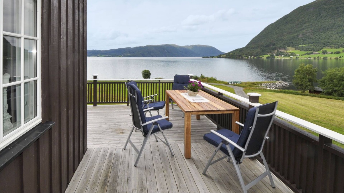 Torjulvagen House | Bøgeilen by Interhome