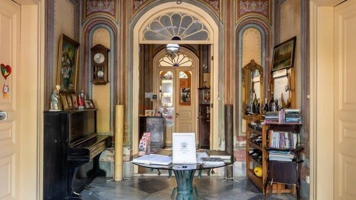 Adalar Hotel | Büyükada Anastasia Meziki History Mansion