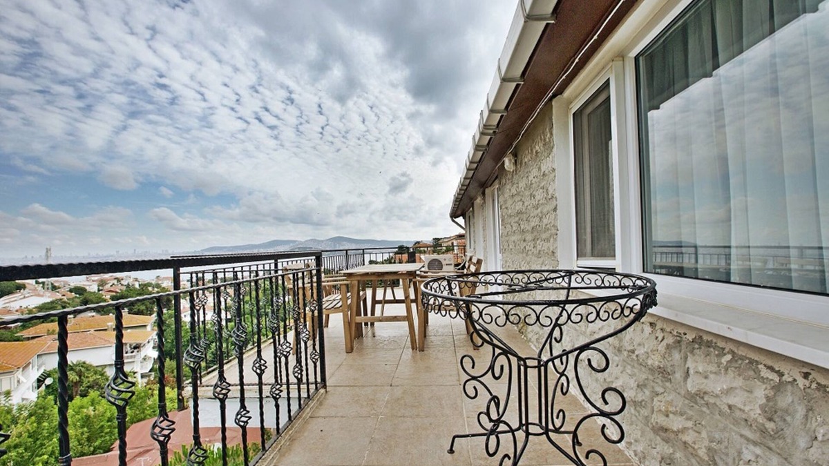 Adalar Apartment | Büyükada Apart Hotel - Karadağ Apart