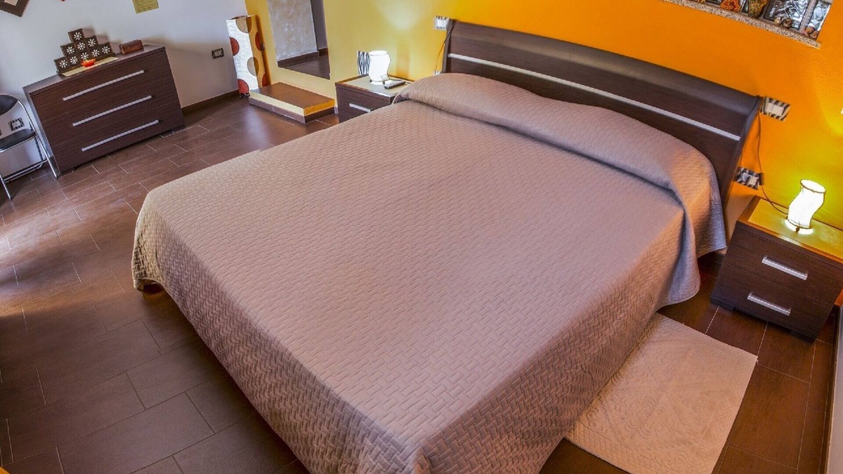 Guspini Bed & Breakfast | B & B Annalu '(MAGGIE room)
