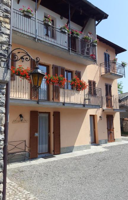 Lanzo d'Intelvi Bed & Breakfast | B&B CA'SUANA