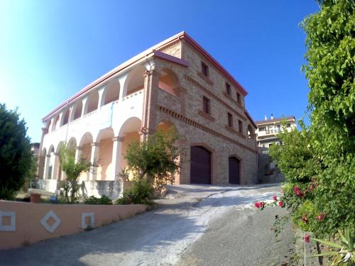 San Nicola dellʼAlto Bed & Breakfast | B&B Castello Michelina